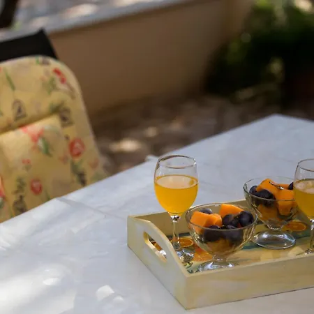 Apartment Strandnahe Jure Mit Grosser Terrasse Trogir
